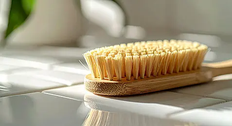 Rüyada Fırçalamak Görmek