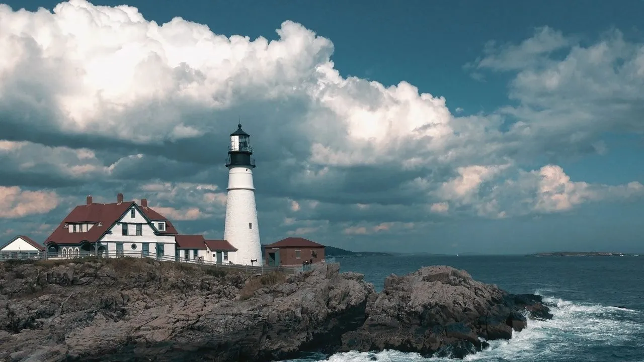 Rüyada Deniz Feneri Görmek