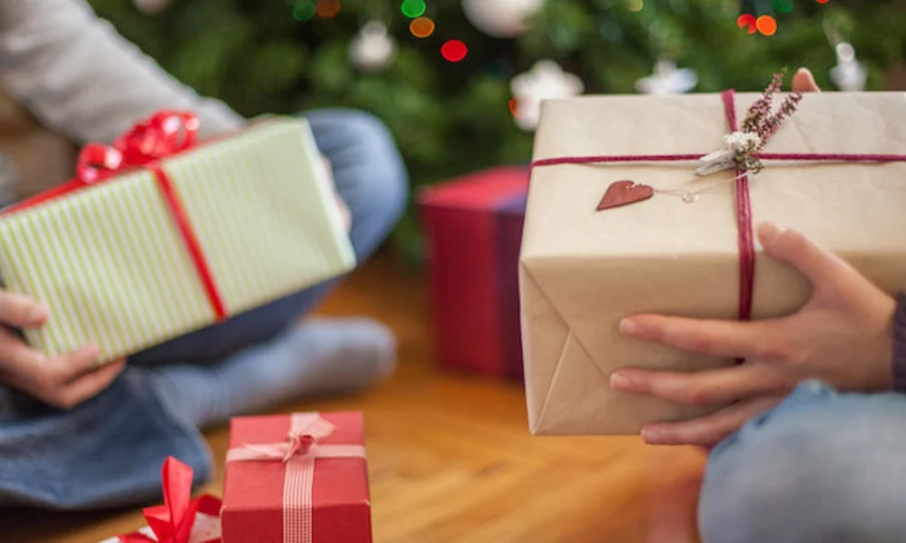 Rüyada Hediye Almak ve Vermek Görme...