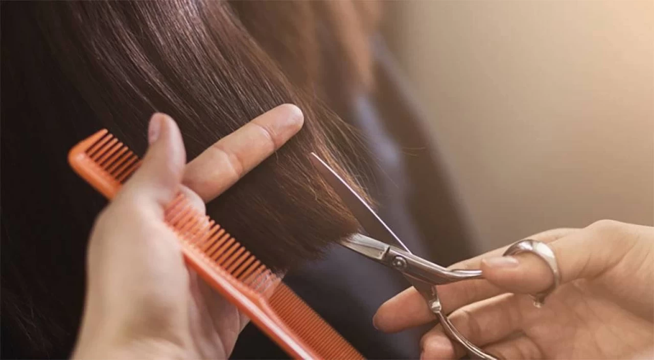 Rüyada Saç Kesmek Görmek