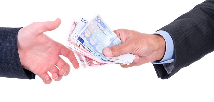 Rüyada Borç Almak veya Vermek Görmek