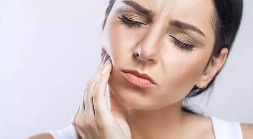 Rüyada Diş Kamaşması Görmek